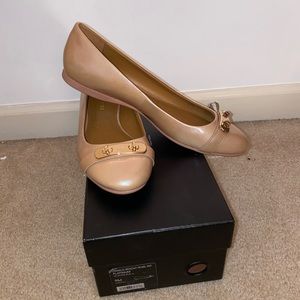 Coach flats